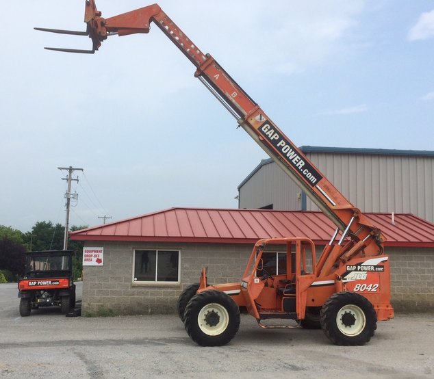 Used 2002 Skytrak 8042 forklift (6)
