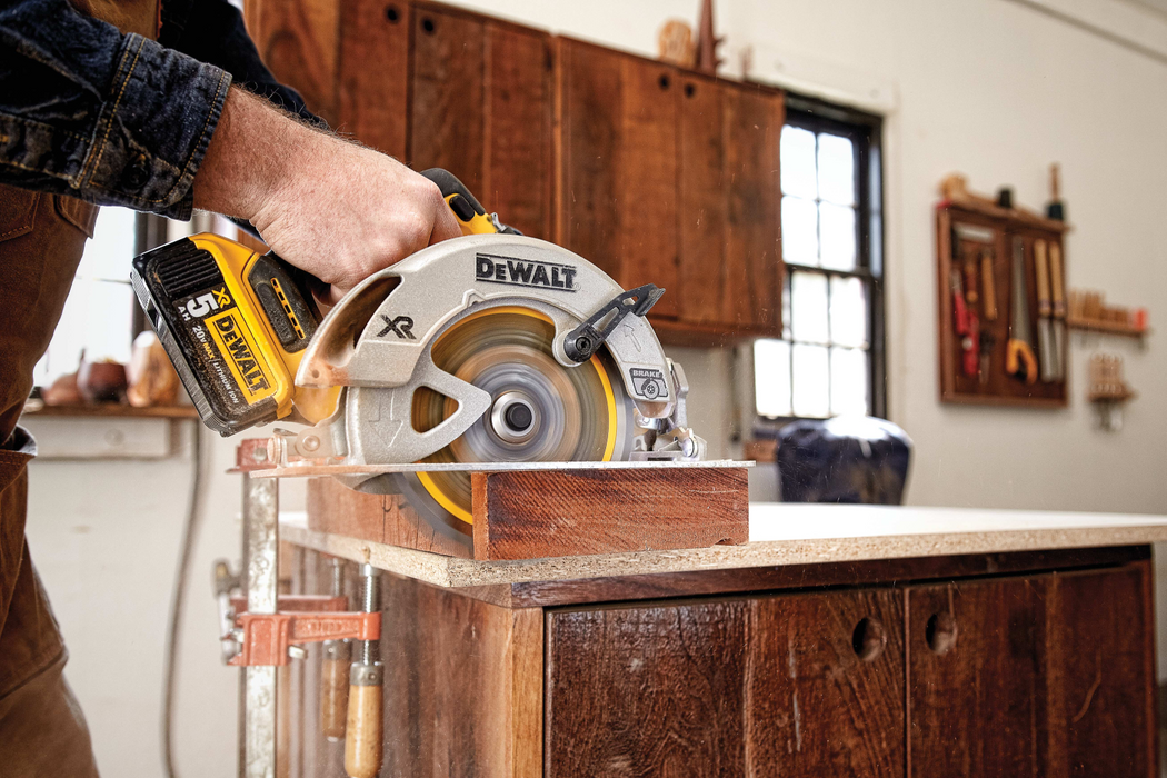 Rent a Circular Saw, 20V Cordless