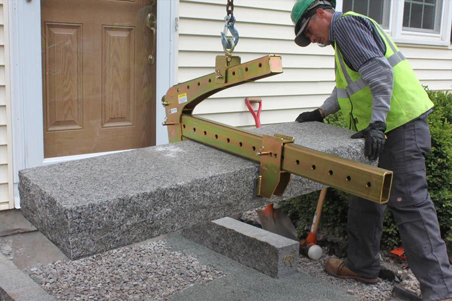 Block and Stone Lifter. Paver Lifter 850lb Capacity