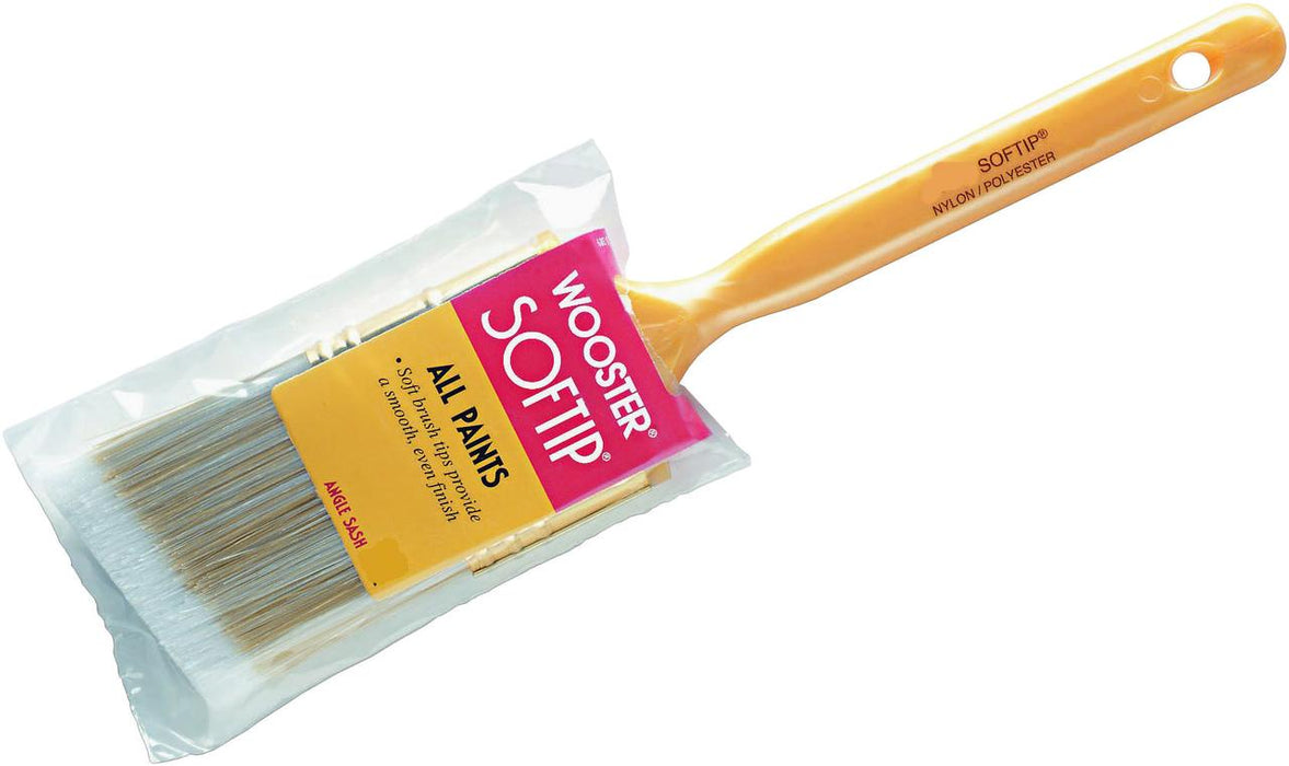 Q3208-2 1/2 Softip Angle Sash 2-1/2'' Brush