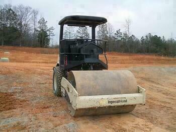 Roller Rental, Ride On, Smooth Drum 66", 7 Ton (0)
