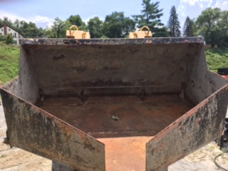 Concrete Bucket, Manual Pour, 3/4 Yard (2)