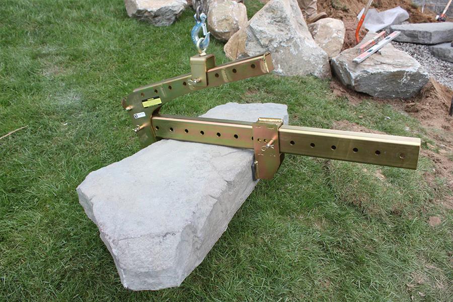 Block and Stone Lifter. Paver Lifter 850lb Capacity (3)