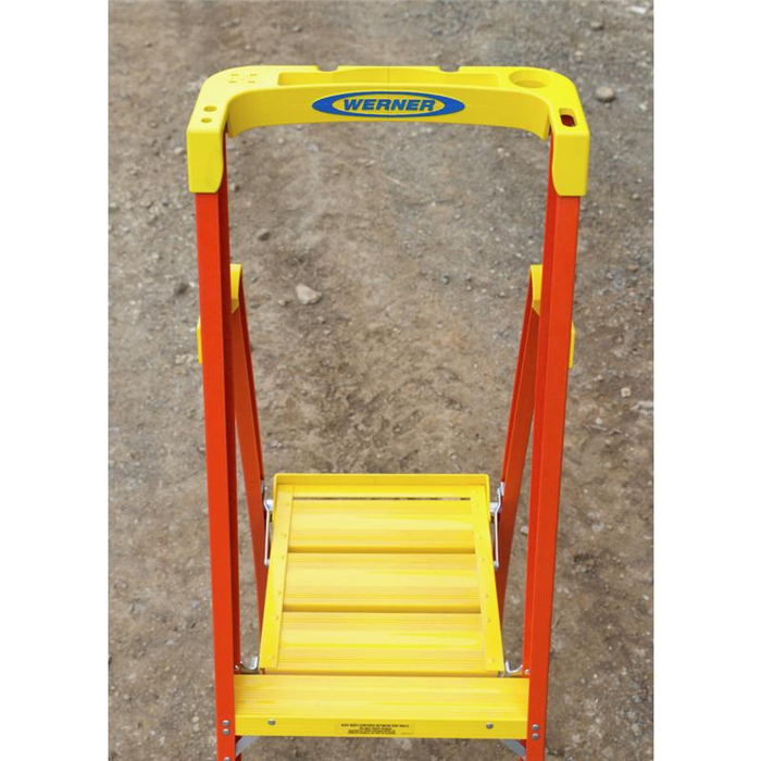 PD6204 Type IA Fiberglass Podium Ladder