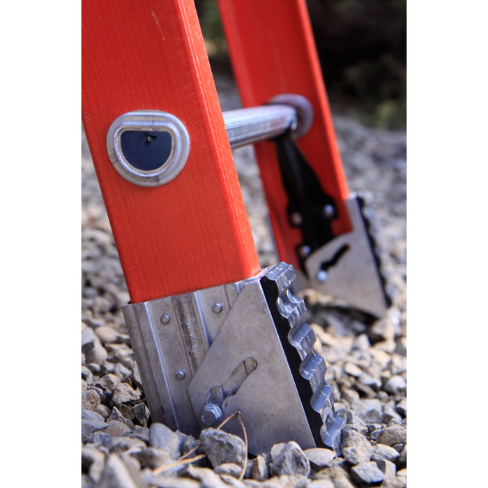 D6240-2 40 ft Type IA Fiberglass D-Rung Extension Ladder