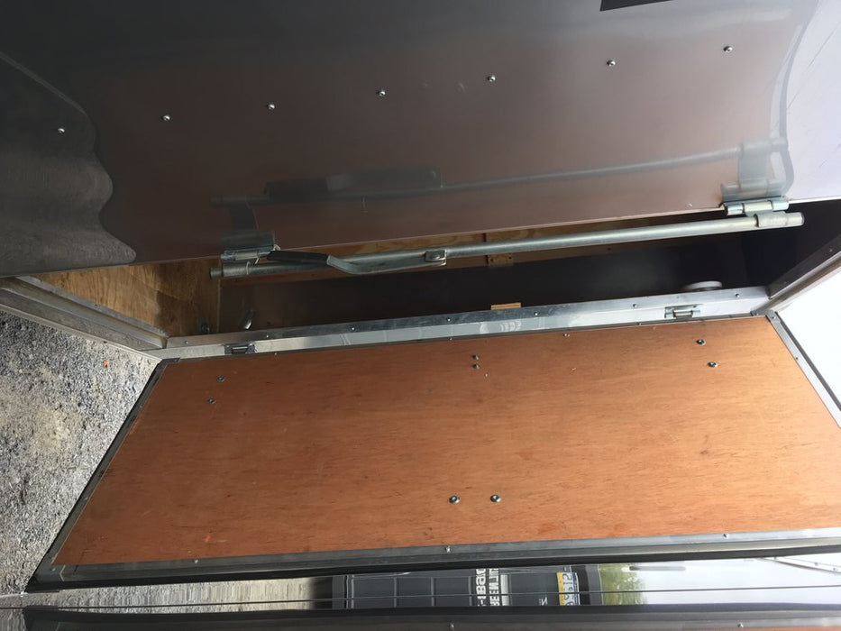 Rent a 16' Enclosed Trailer (8)