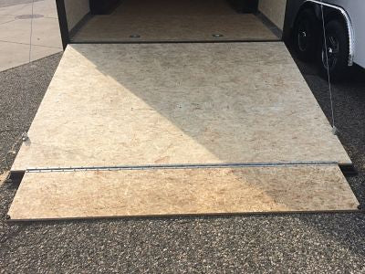 Enclosed Car Hauler (3)