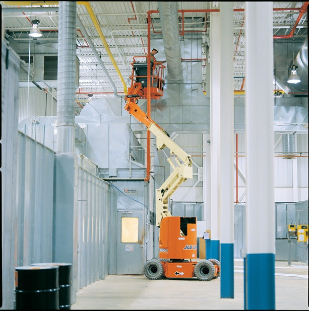 30' JLG E300AJP 48 Volt Battery Power Boom Lift (3)