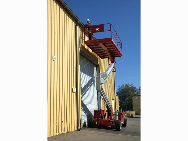 MEC 30' Scissors Lift. All Terrain, Auto-Level (3)