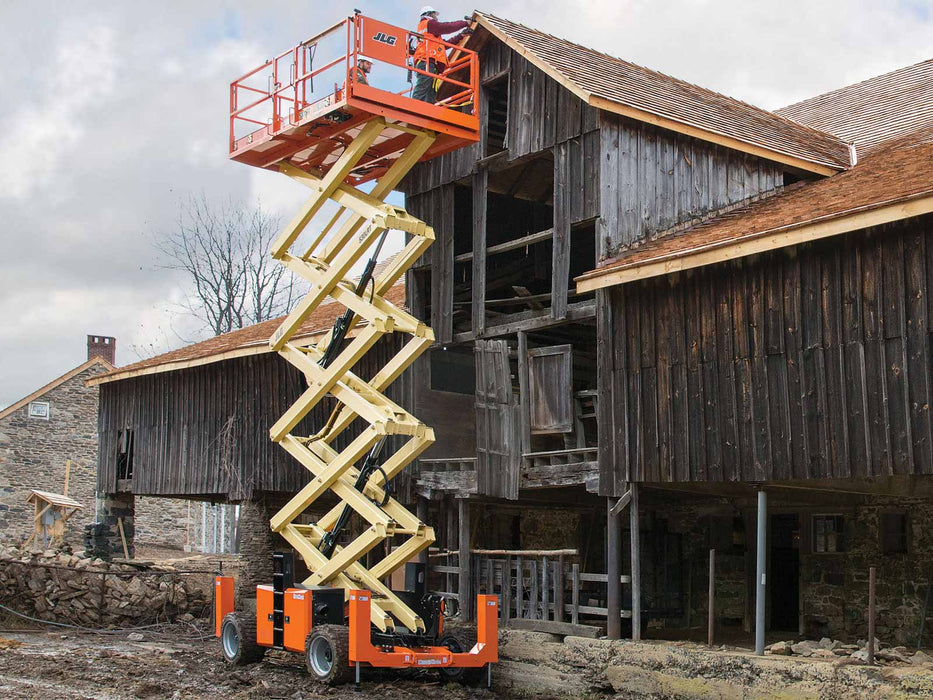 53' JLG Rough Terrain Scissors Lift (2)