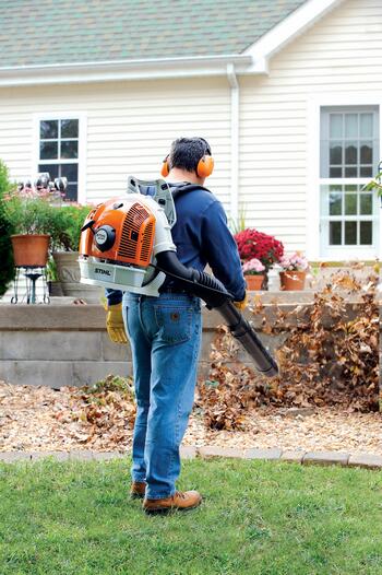 Rent a Blower, Backpack Mounted Leaf, Stihl (1)