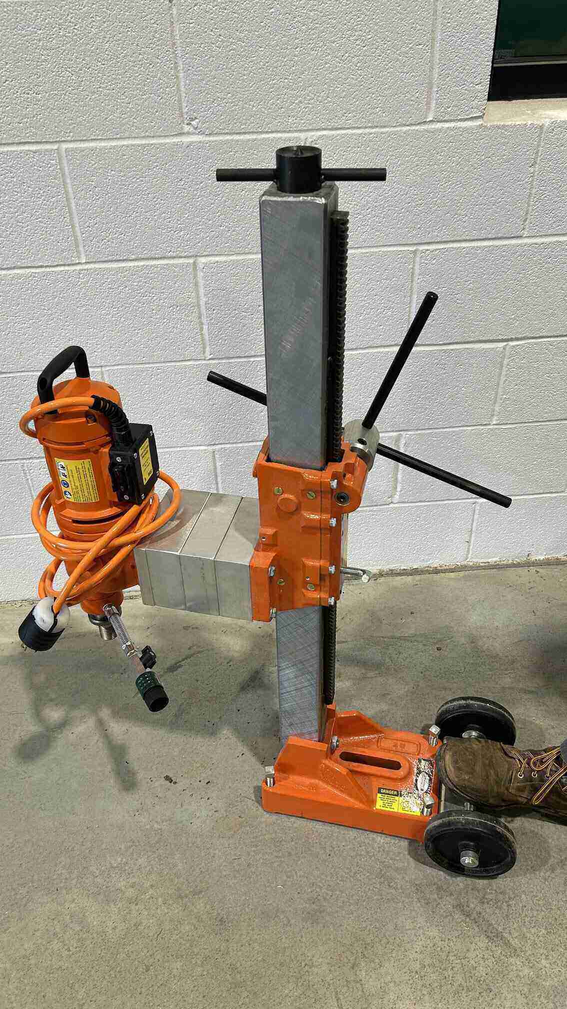 Diamond Core Rig Models Diamond Core Rig Rental, 120V, 30A Stand Mount, Concrete — Gap Power