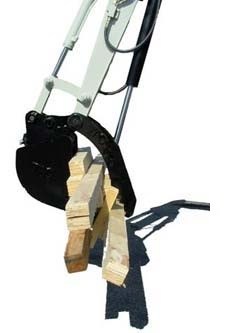 Mini Excavator Digger Rental, 3.5 Ton Takeuchi 11' Depth. (1)