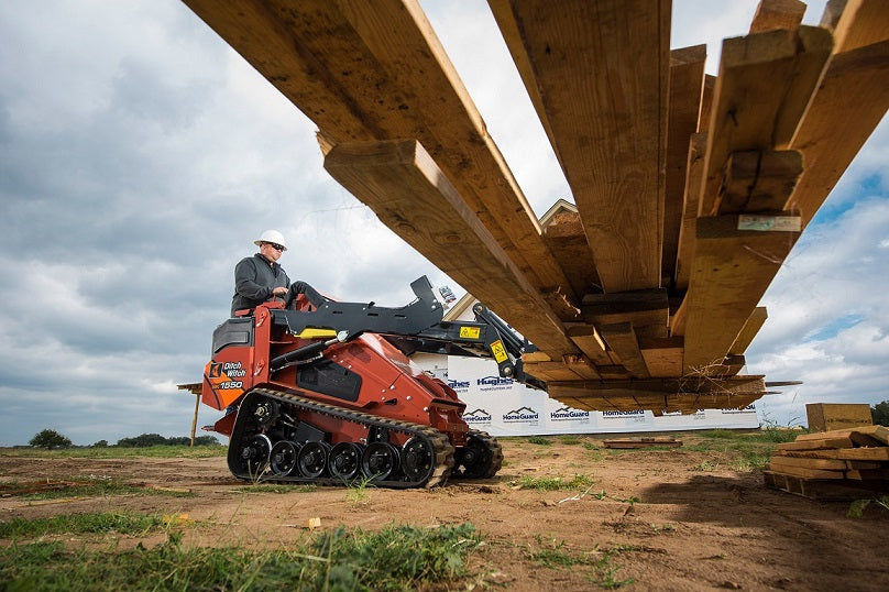 Ditch Witch SK1550 Stand On Loader - Medium (2)