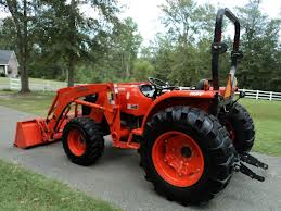 Rent 50HP Compact Tractor, Front loader bucket option 4W (0)
