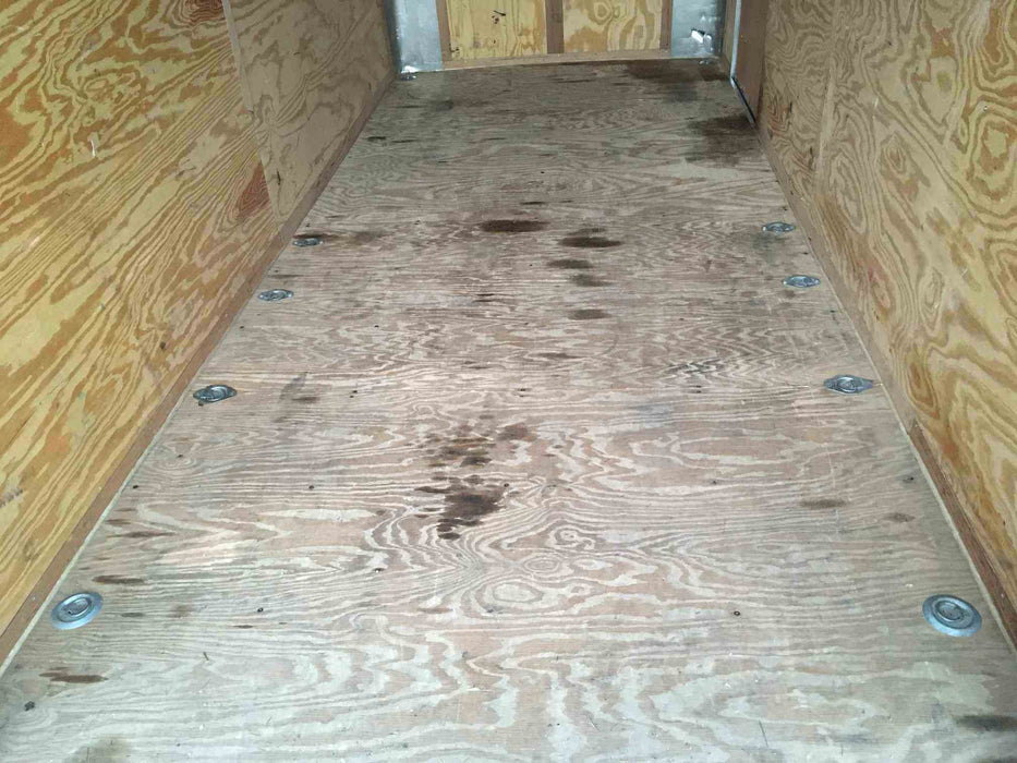Rent a 16' Enclosed Trailer (7)