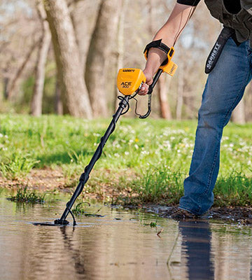 Rent a Metal Detector, Hand Held (2)
