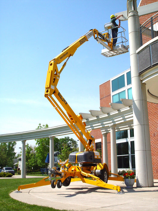 35' Towable Pull Behind Lift Rental, Knuckle Boom